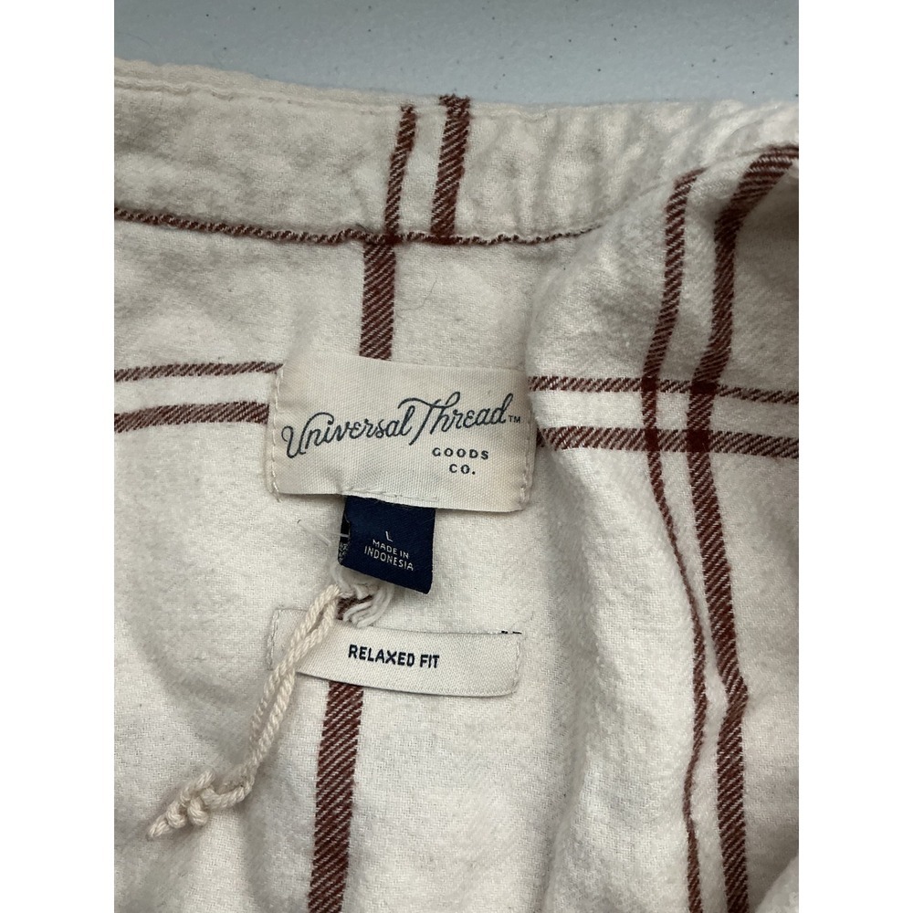Universal Thread Women's Relaxed Fit Long‎ Sleeve Button Up Shirt Top Size L - Picture 3 of 5